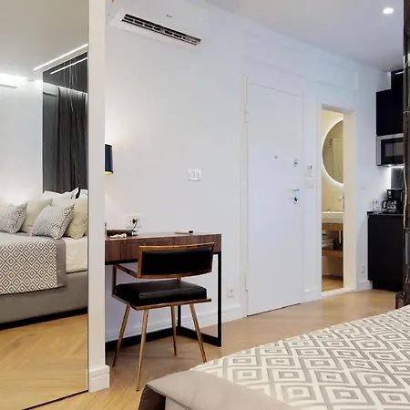 Illyria Luxury Studio Apartments Split Exterior photo