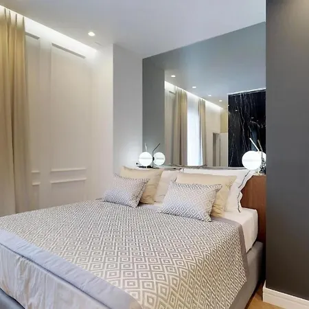 Illyria Luxury Studio Apartments Split Exterior photo