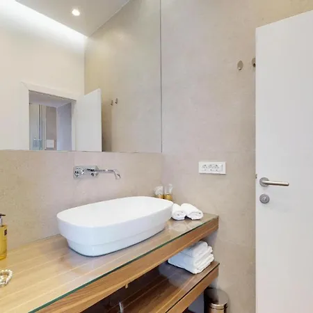 Illyria Luxury Studio Apartments Split Exterior photo