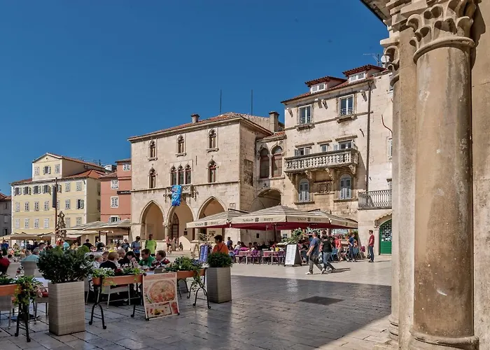 Illyria Luxury Studio Apartments